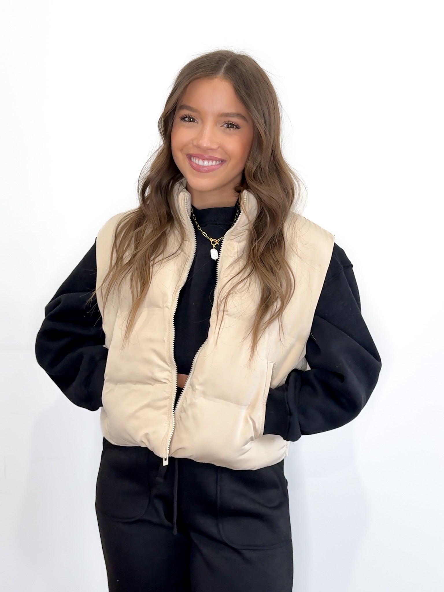 Issey Vest - Cream