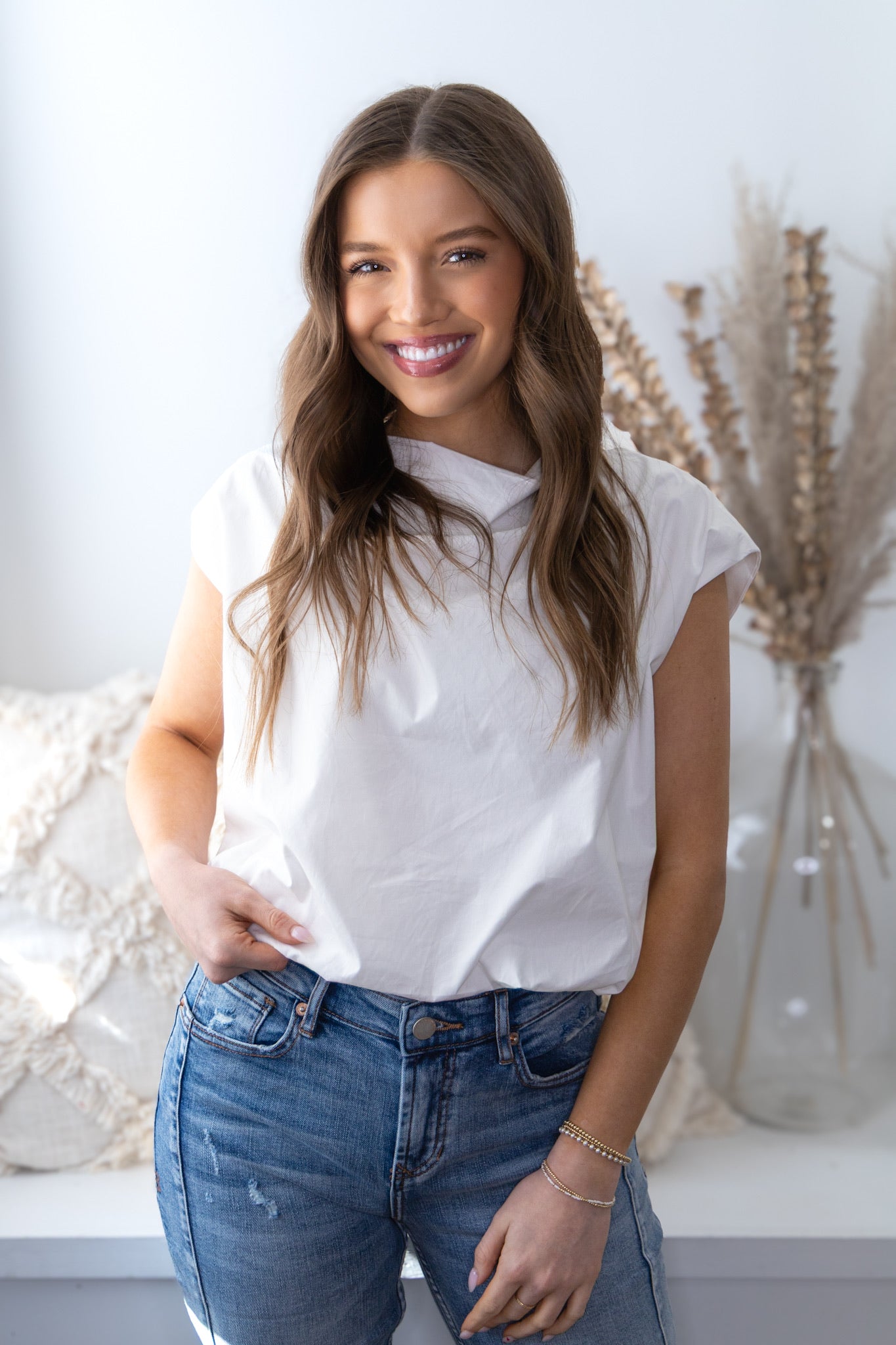 Sleeveless Bubble Top - White