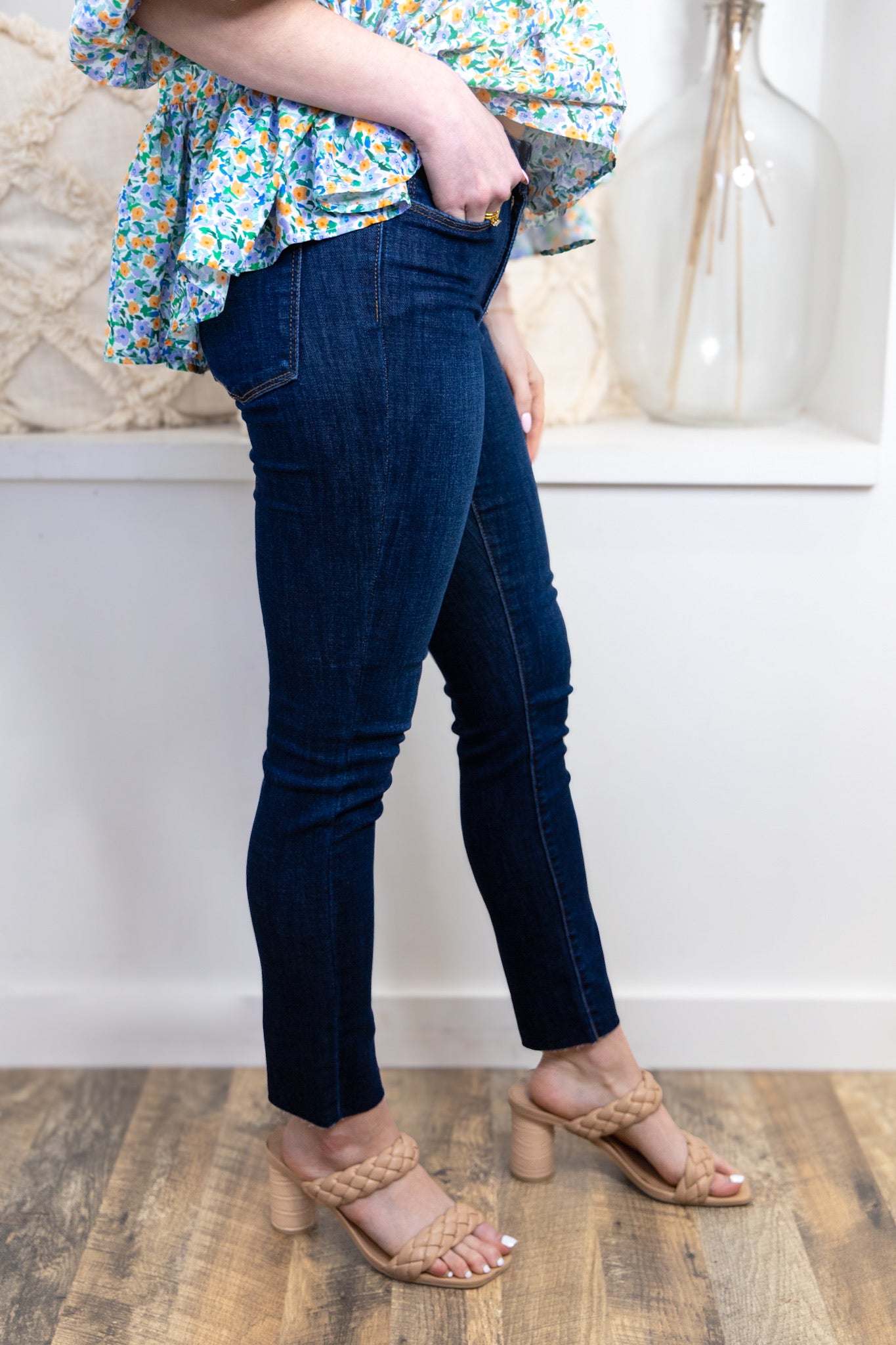 [Just Black] The Super Stretch Mid Rise Skinny Jean - Dark Denim