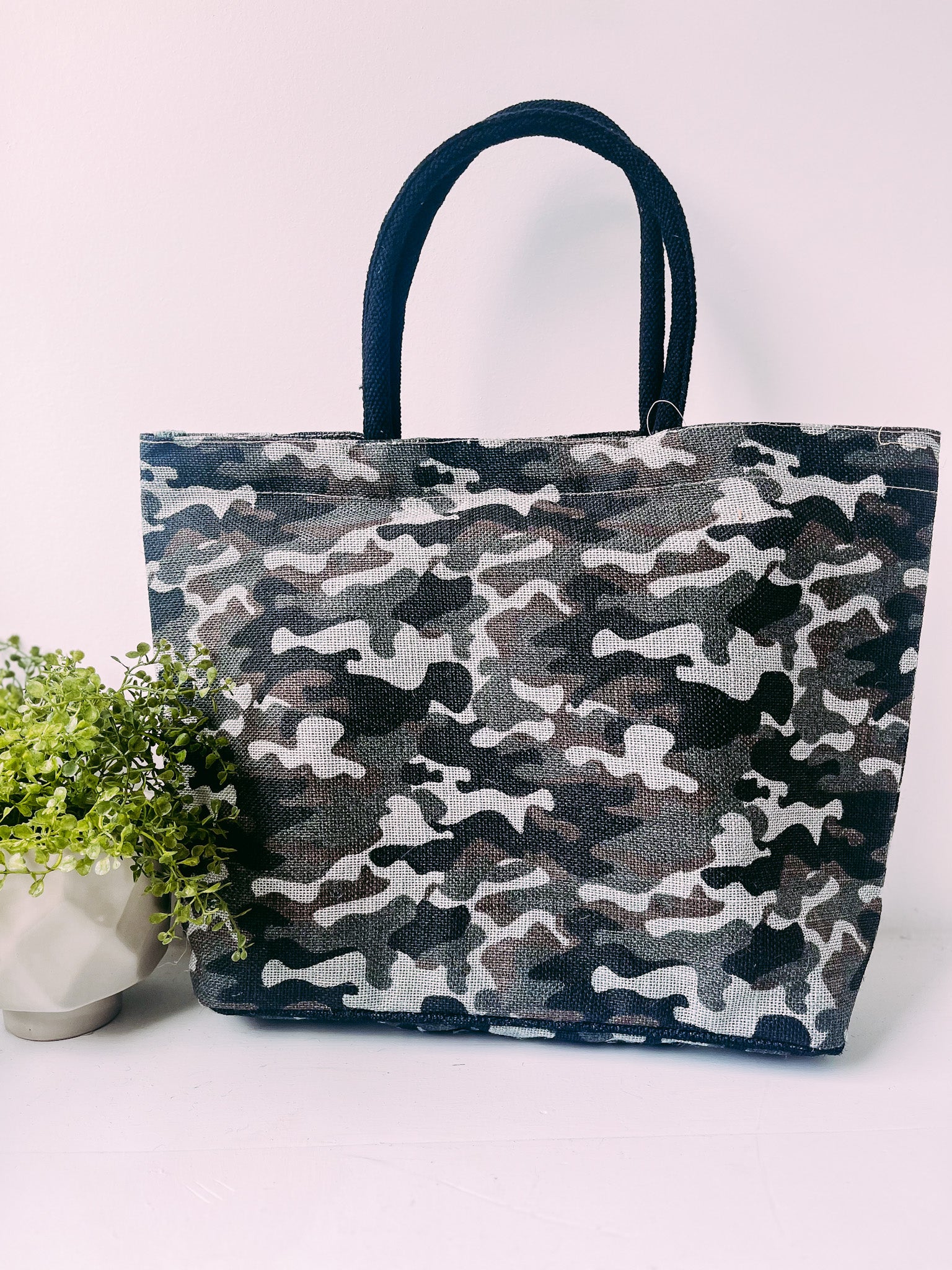 Jute Tote Bag in Camo