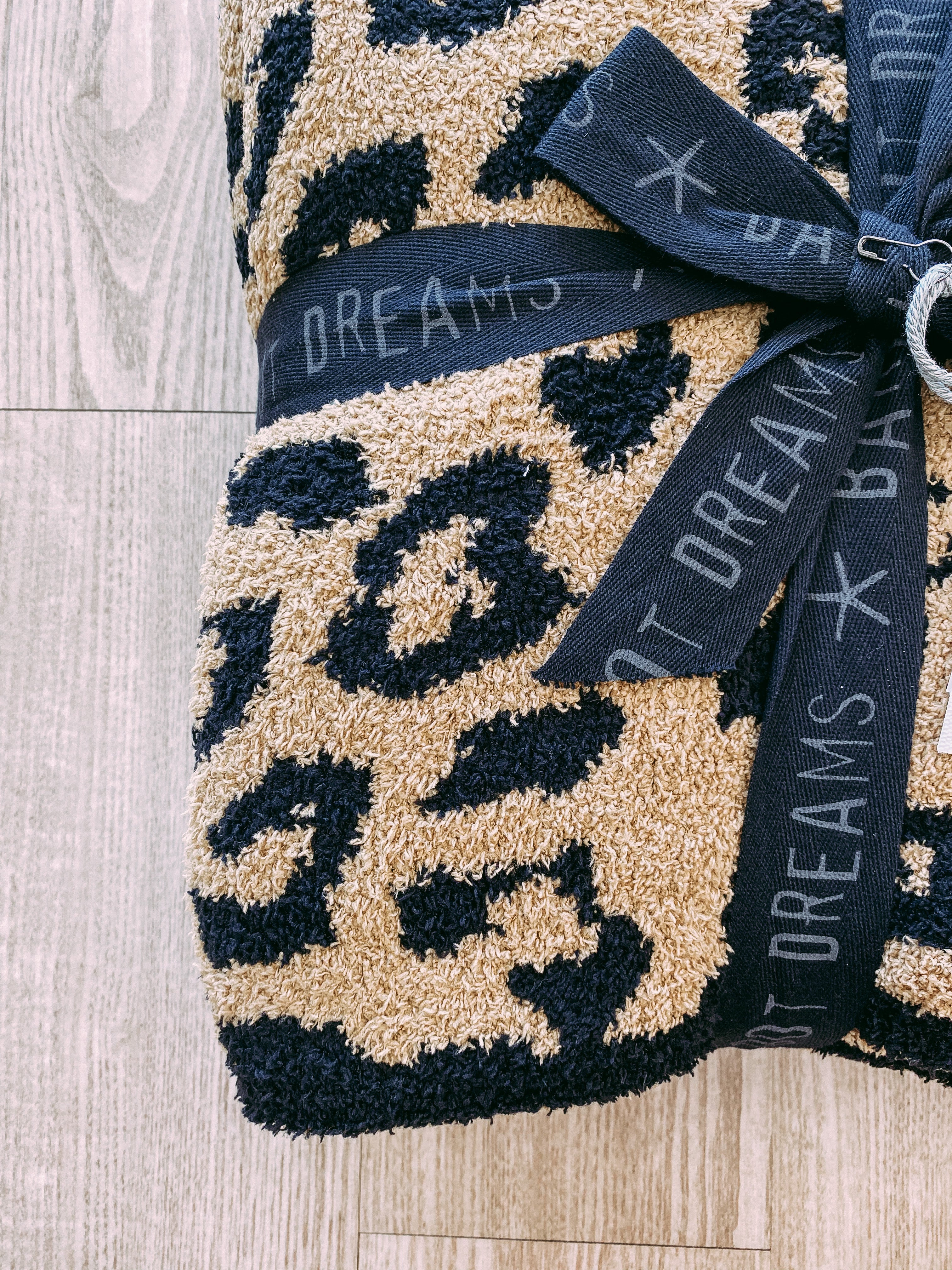 In the Wild Adult Throw - camel/black